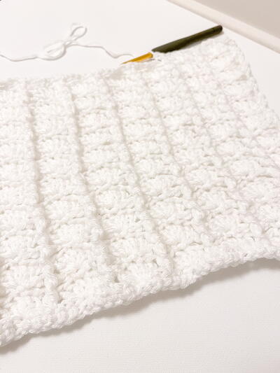 Free Pattern: Simple Crochet Throw