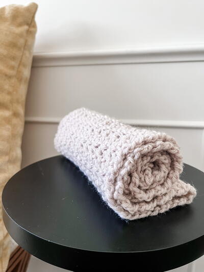 Easiest Crochet Scarf Pattern