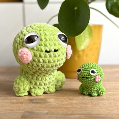 Free Frog Amigurumi Crochet Pattern
