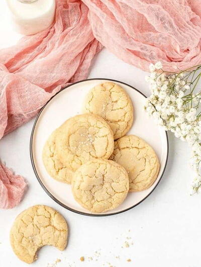 Soft And Chewy Sugar Cookies