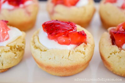 Strawberry Cream Cheese Cookie Cups