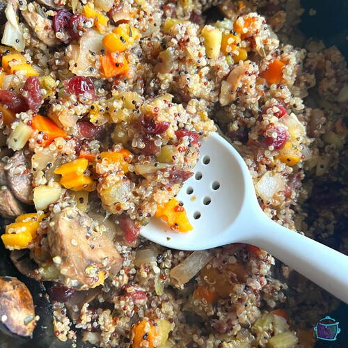 Slow Cooker Quinoa Stuffing | AllFreeSlowCookerRecipes.com Slow Cooker Quinoa Stuffing | AllFreeSlowCookerRecipes.com