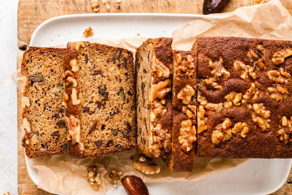 Date And Walnut Loaf Cake