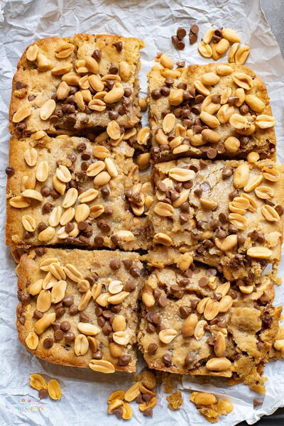 Peanut Butter Chocolate Cookie Bars