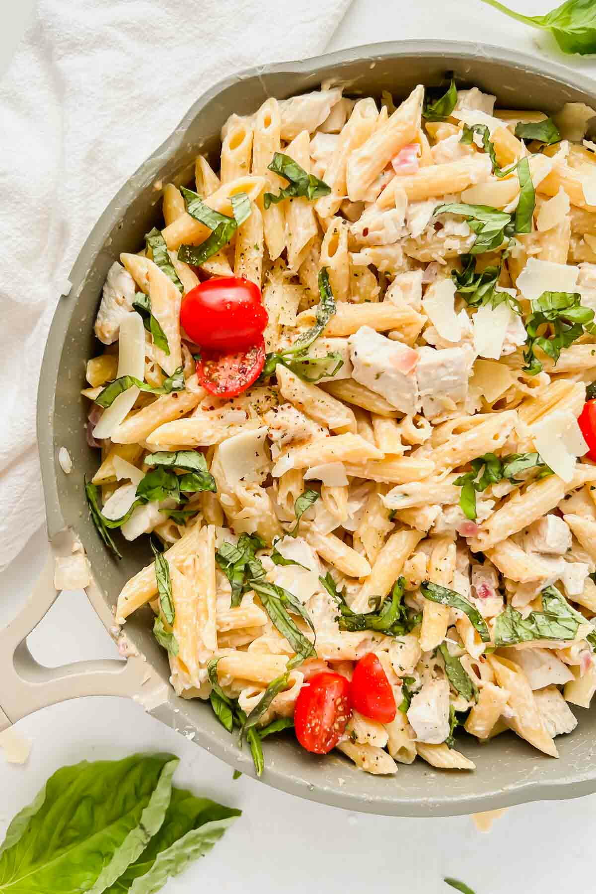 Olive Garden Chicken Pasta | AllFreeCopycatRecipes.com