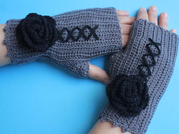 Embellished Crochet Super Beautiful Gloves For Girls/woman