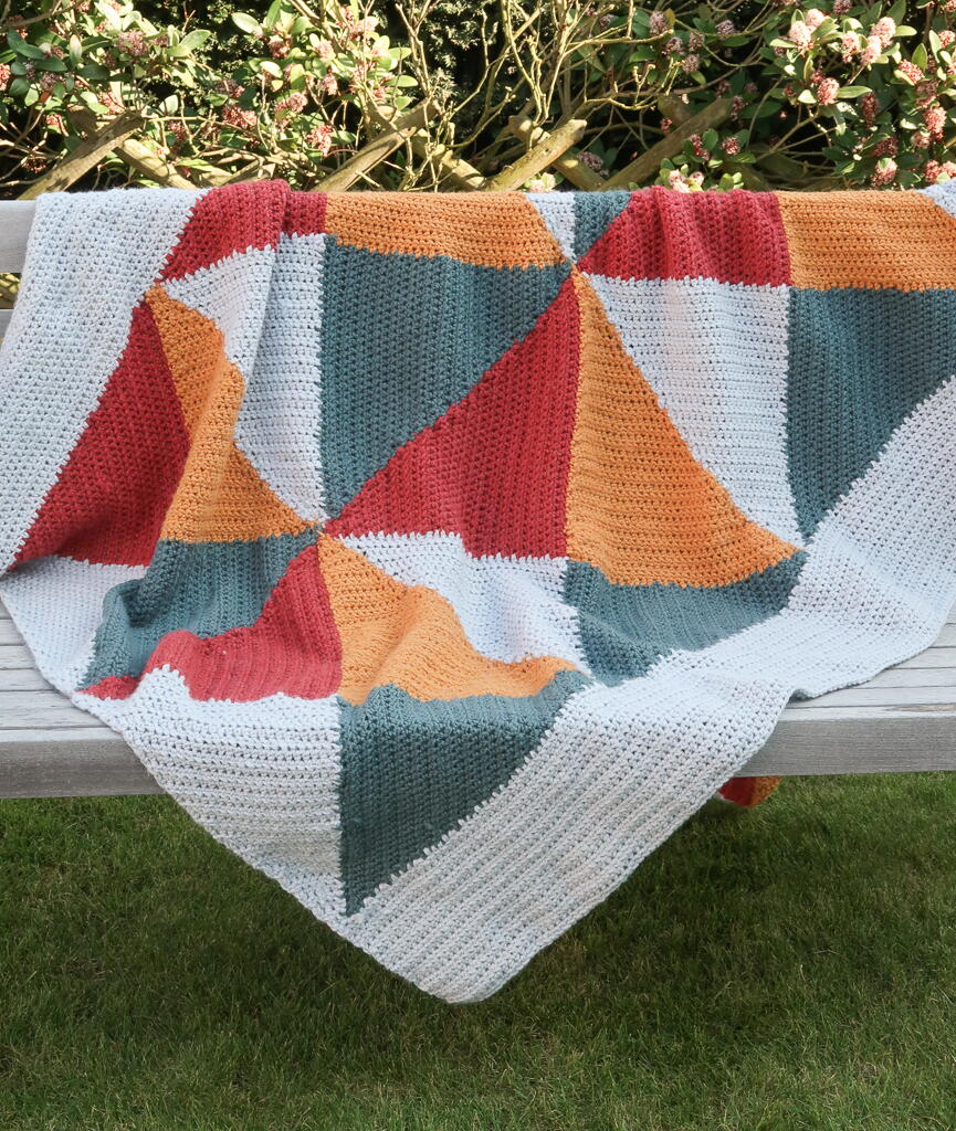 Kaleidoscope Chunky Blanket | AllFreeCrochet.com