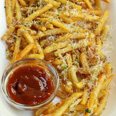  Garlic Parmesan Fries