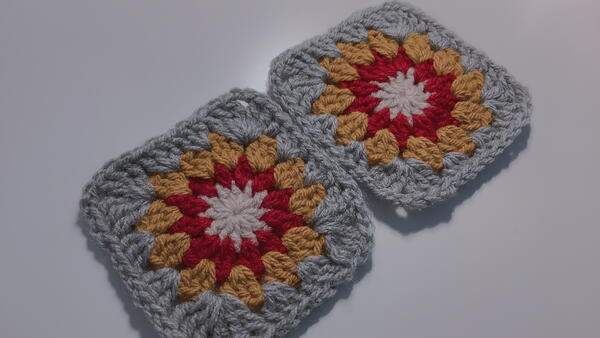 Crochet Sunburst Granny Square