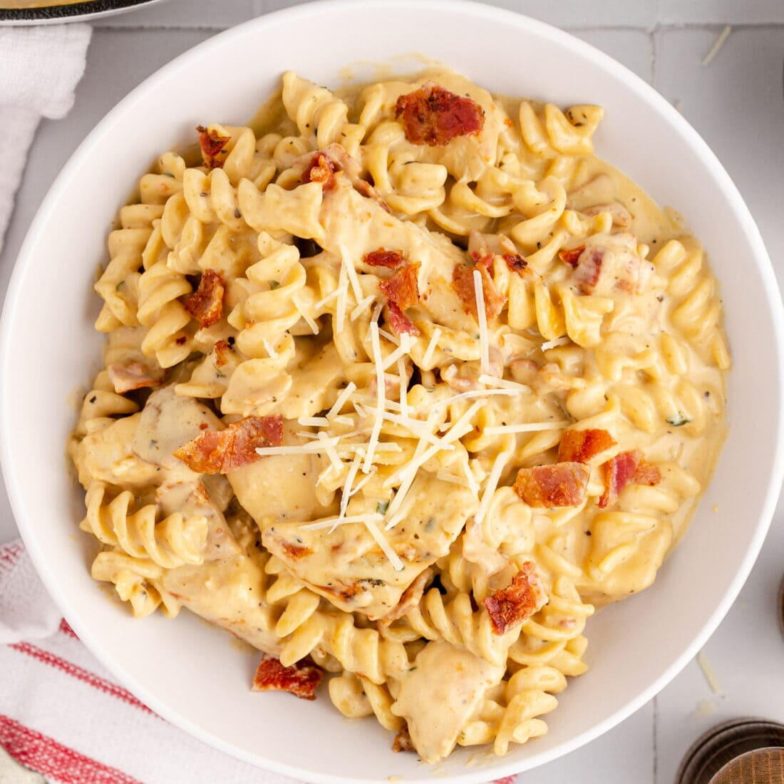 Bacon Chicken Ranch Pasta | RecipeLion.com