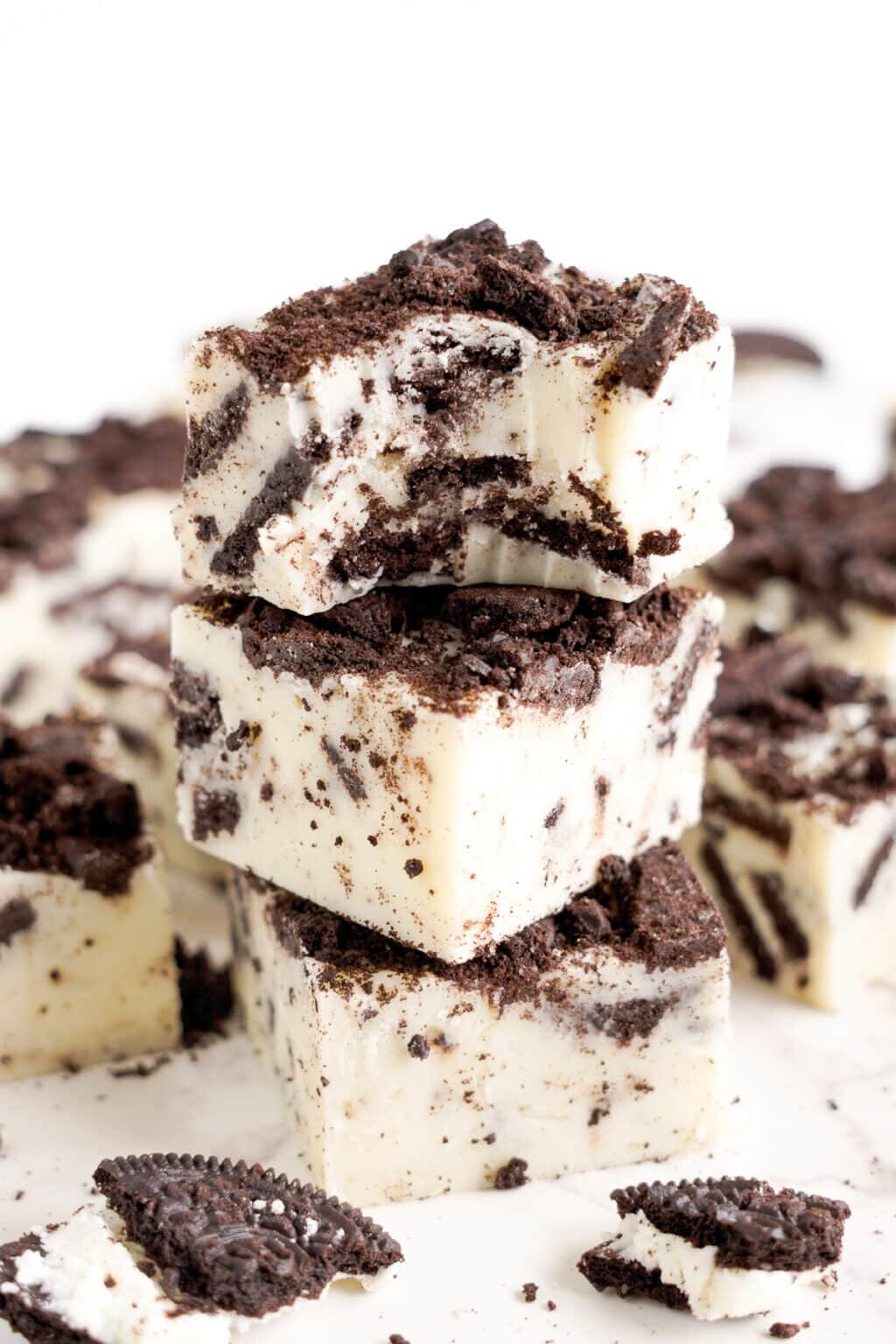 Cookies And Cream Fudge (oreo Fudge!) | RecipeLion.com