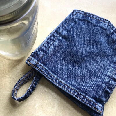 How to Make a Fabric Jar Opener From Jeans