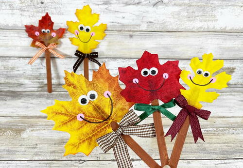 Cute Fall Leaf Craft | CheapThriftyLiving.com