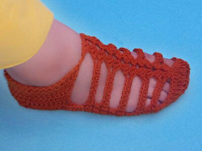 Ladies & Girls Shoes/crochet Adult Woman Slippers Beautiful Pattern