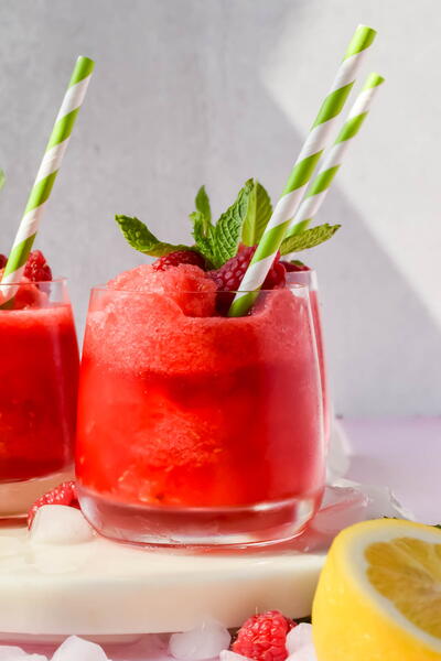 Low Sugar Frozen Raspberry Lemonade