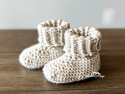 Ribbed Cuff Crochet Baby Booties