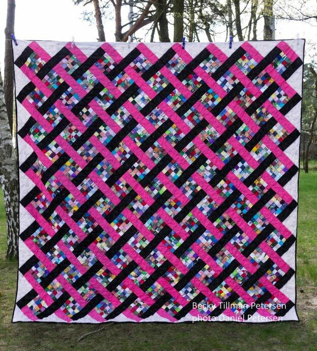 Woven Scraps Bed Quilt Pattern | FaveQuilts.com