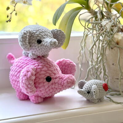 Free Mini Love Elephant Amigurumi Crochet Pattern