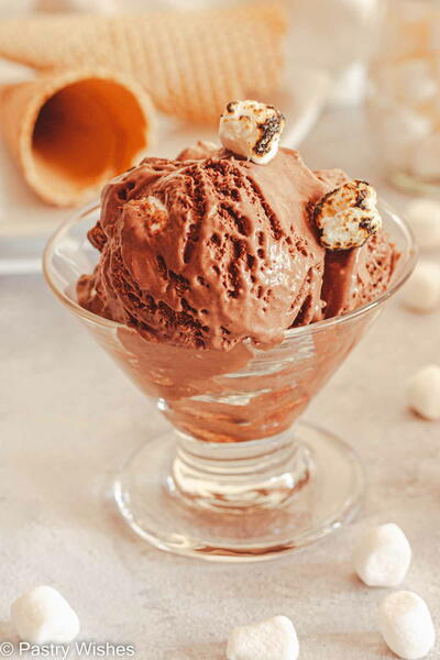 Chocolate Marshmallow Ice Cream