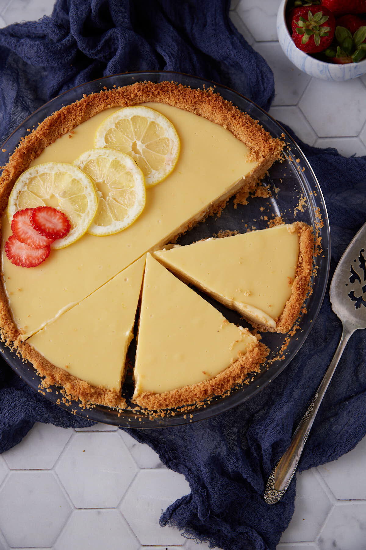 Lemonade Pie | FaveSouthernRecipes.com