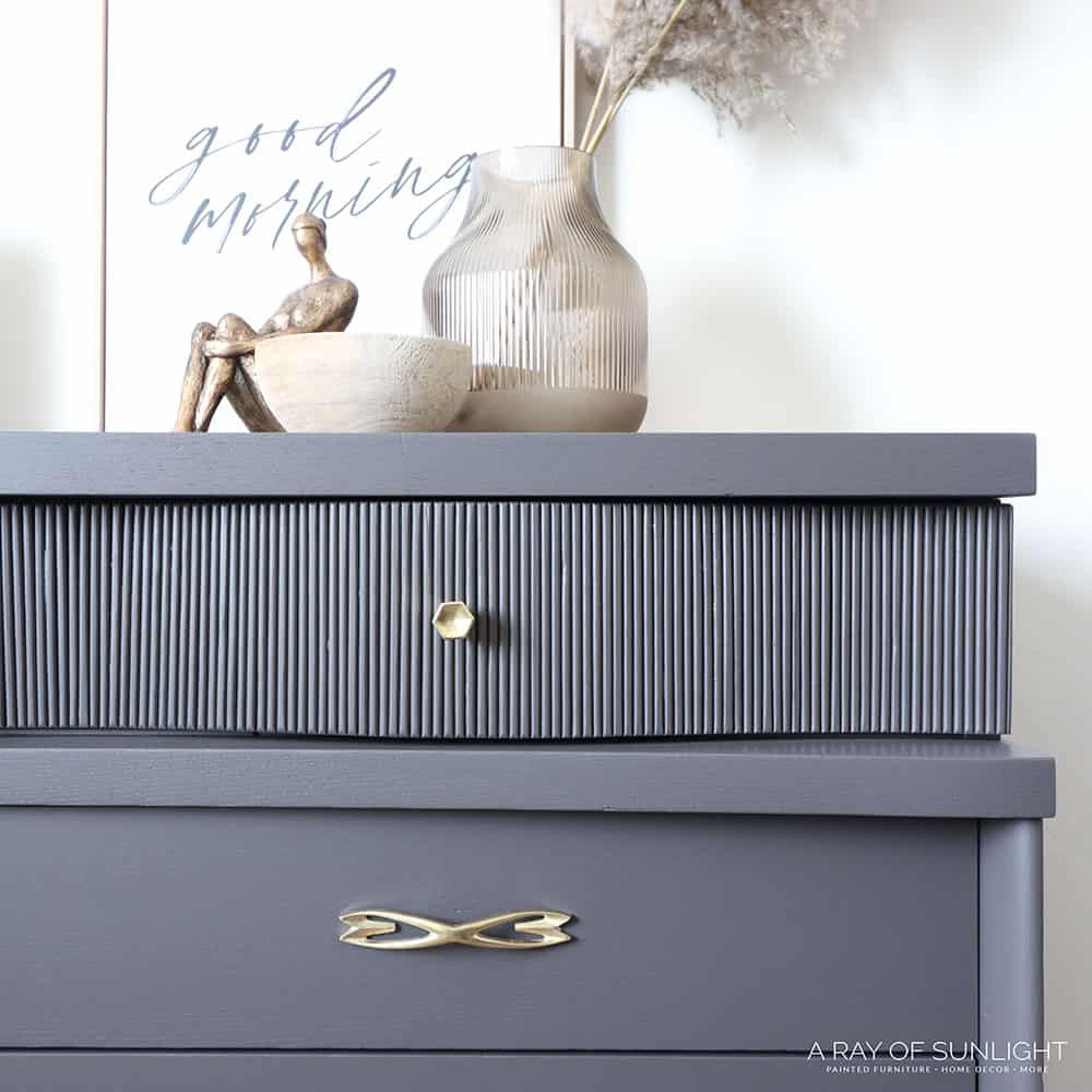 Stylish Grey Dresser DIYIdeaCenter Com   1690917728 684396 UserCommentImage ID 5290745 