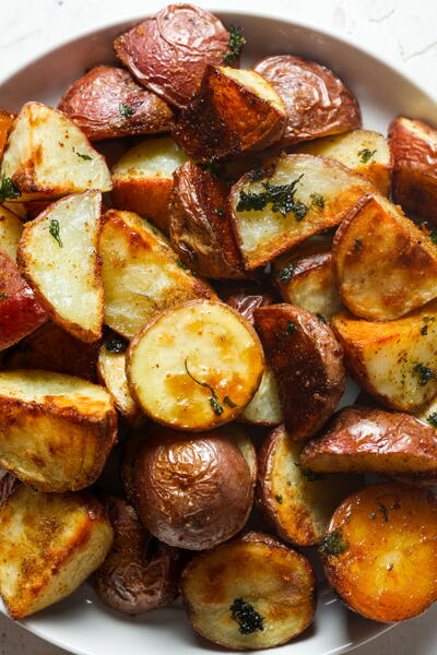 Roasted Garlic and Parmesan Mashed Potatoes | RecipeLion.com