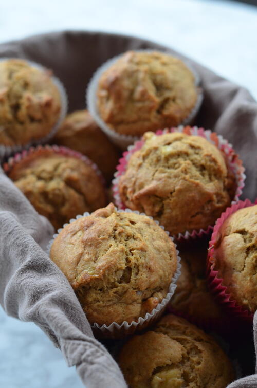 Wholewheat Banana Nut Muffins