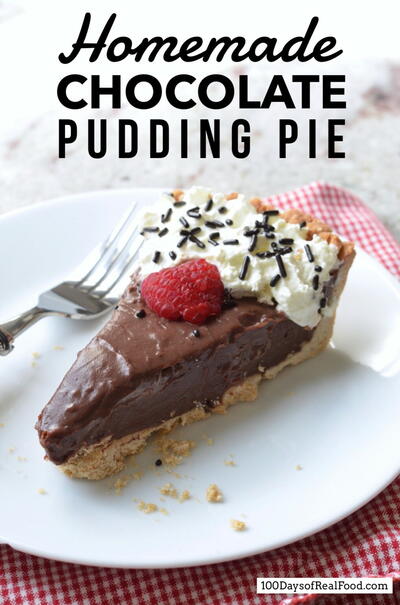 Homemade Chocolate Pudding Pie (yum!)