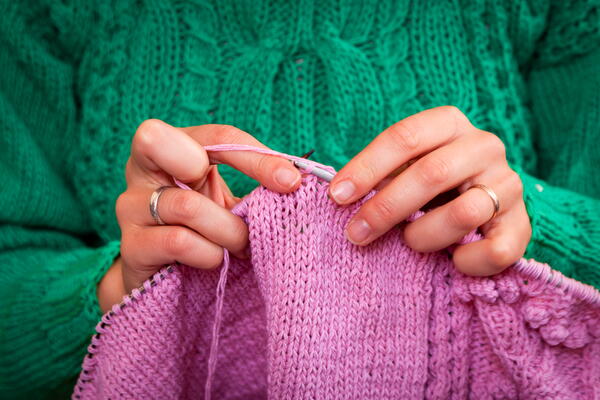 How to Knit in the Round