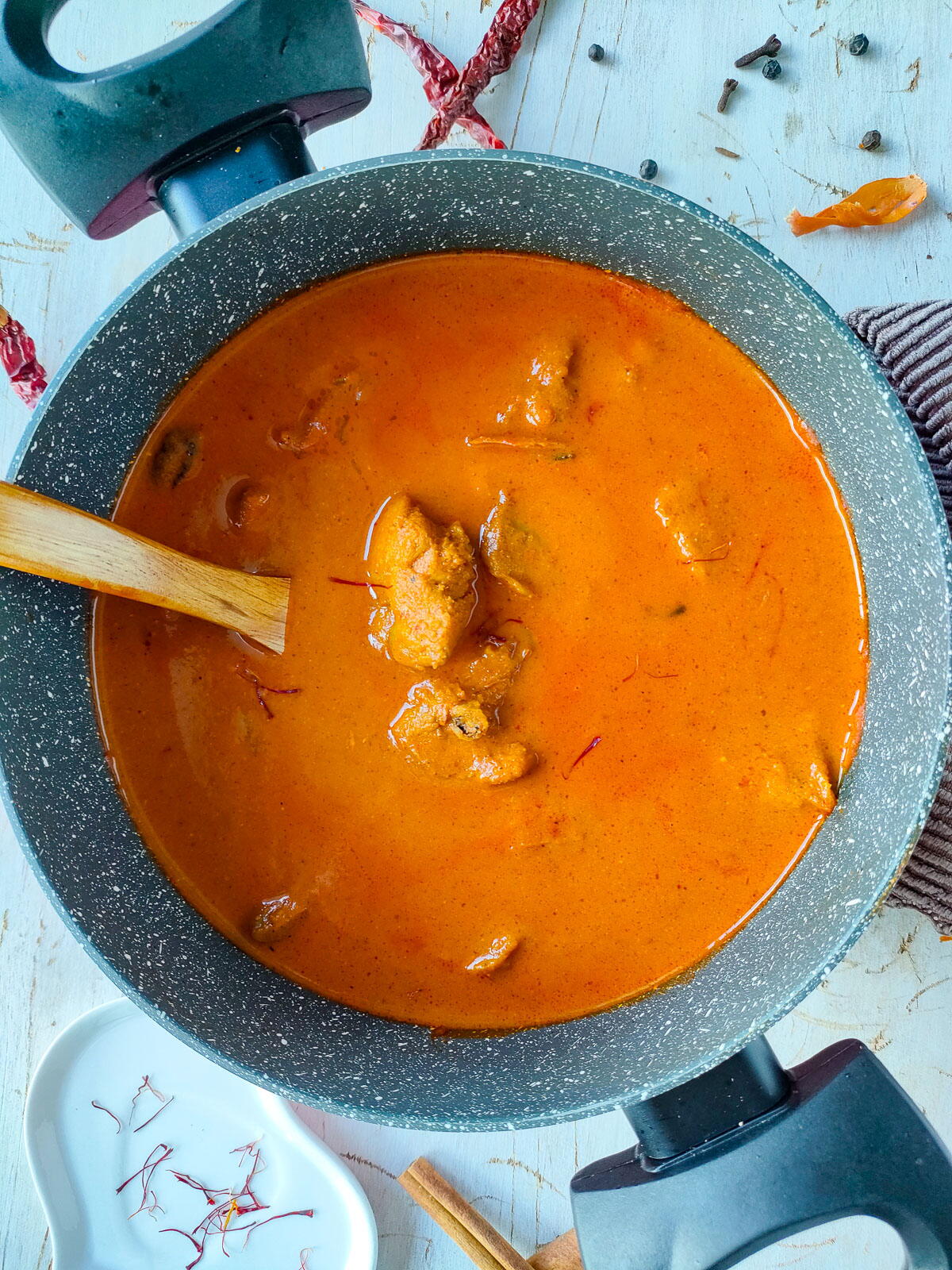 Chicken Rogan Josh | RecipeLion.com
