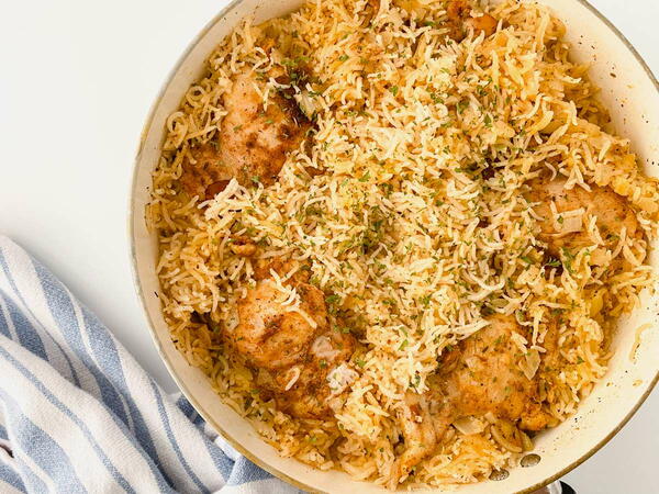 Easy One Pot Chicken And Rice Recipe | FaveSouthernRecipes.com