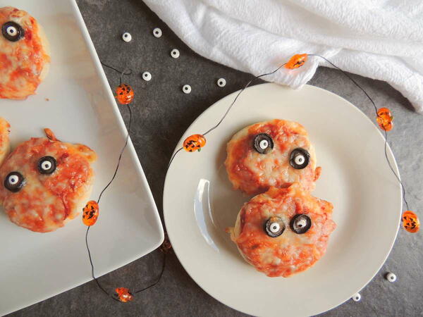 Mini Mummy Pizza Bites For Halloween