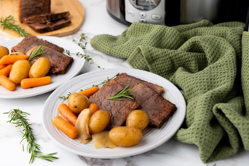 Slow Cooker Rump Roast With Potatoes And Carrots