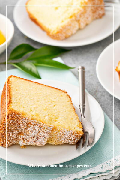 Best Easy Moist Vanilla Pound Cake Recipe