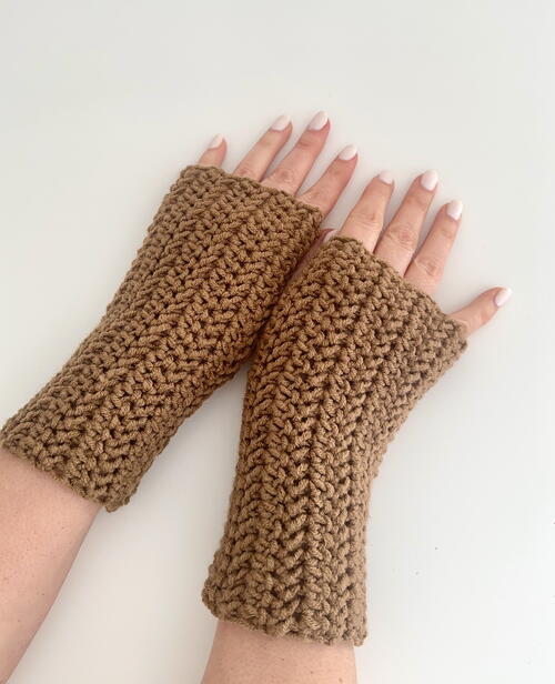Herringbone Crochet Fingerless Gloves