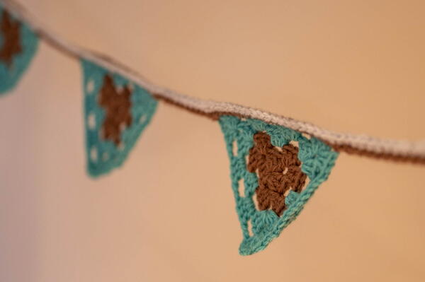 Triangle Granny Square Garland