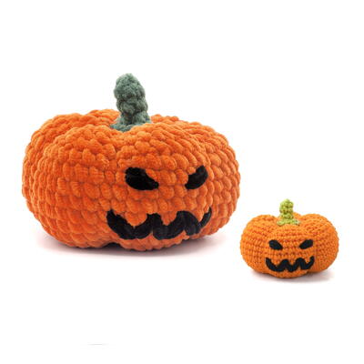 Free Halloween Pumpkin Amigurumi Crochet Pattern