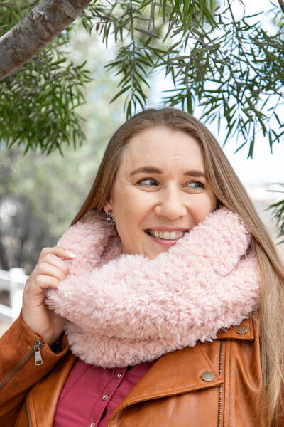 Free Faux Fur Hooded Cowl Snood Crochet Pattern