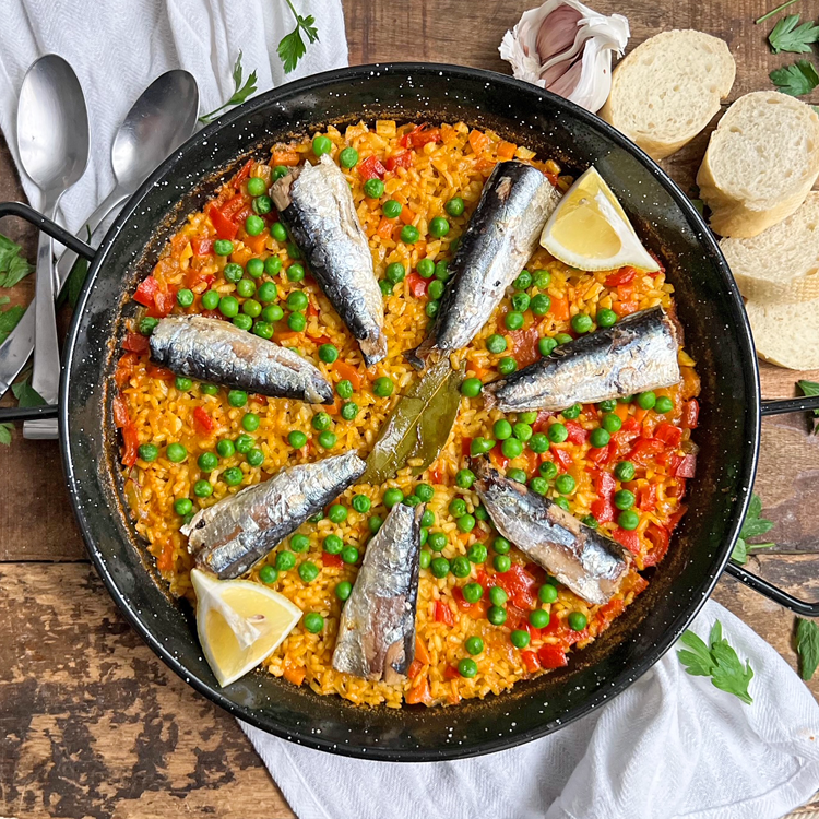 Got Canned Sardines? Make This Delicious Rice From Spain | RecipeLion.com