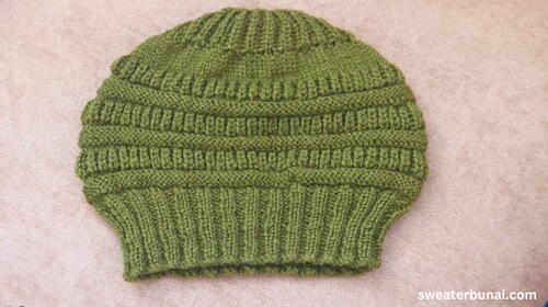 Simple Men's Slouchy Hat Knitting Pattern For Beginners