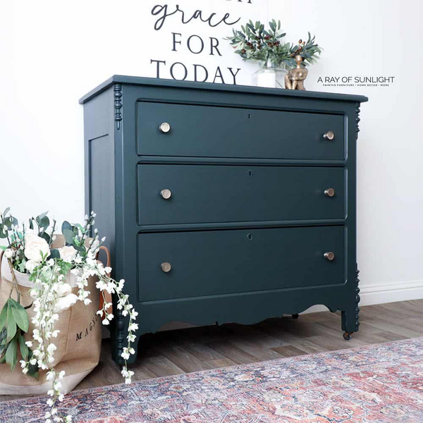Dark Green Dresser | DIYIdeaCenter.com