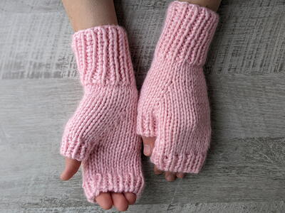 Chunky Fingerless Gloves