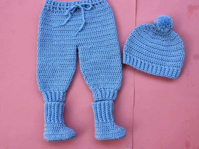 Cozy Baby Pants Full Set Pattern Explain | FaveCrafts.com