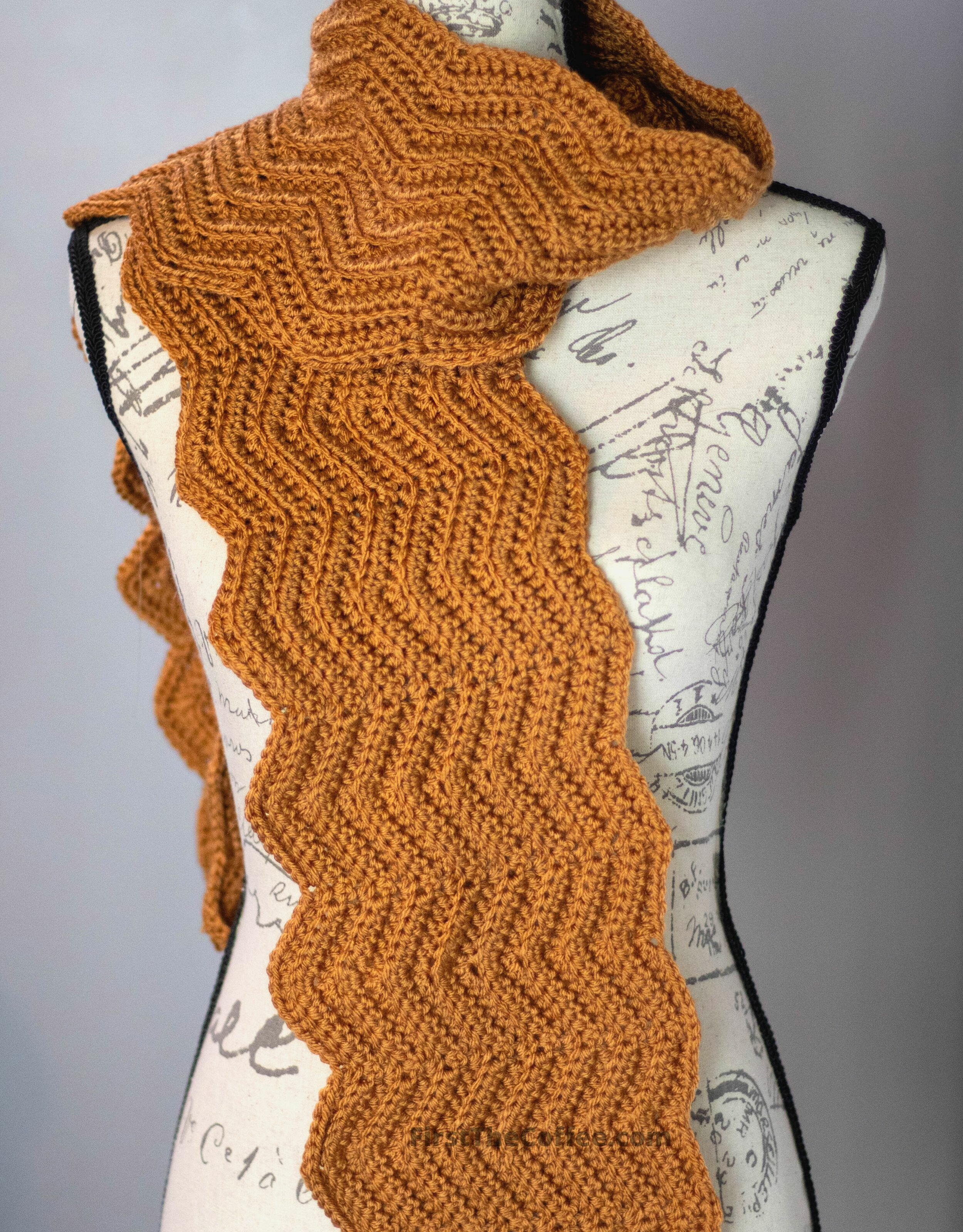 Zig Zag Crochet Scarf 0671