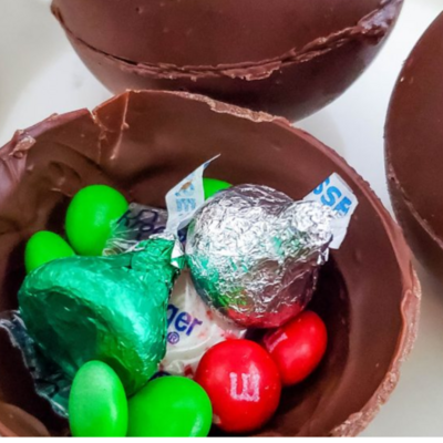 Breakable Chocolate Ball With Candy Inside