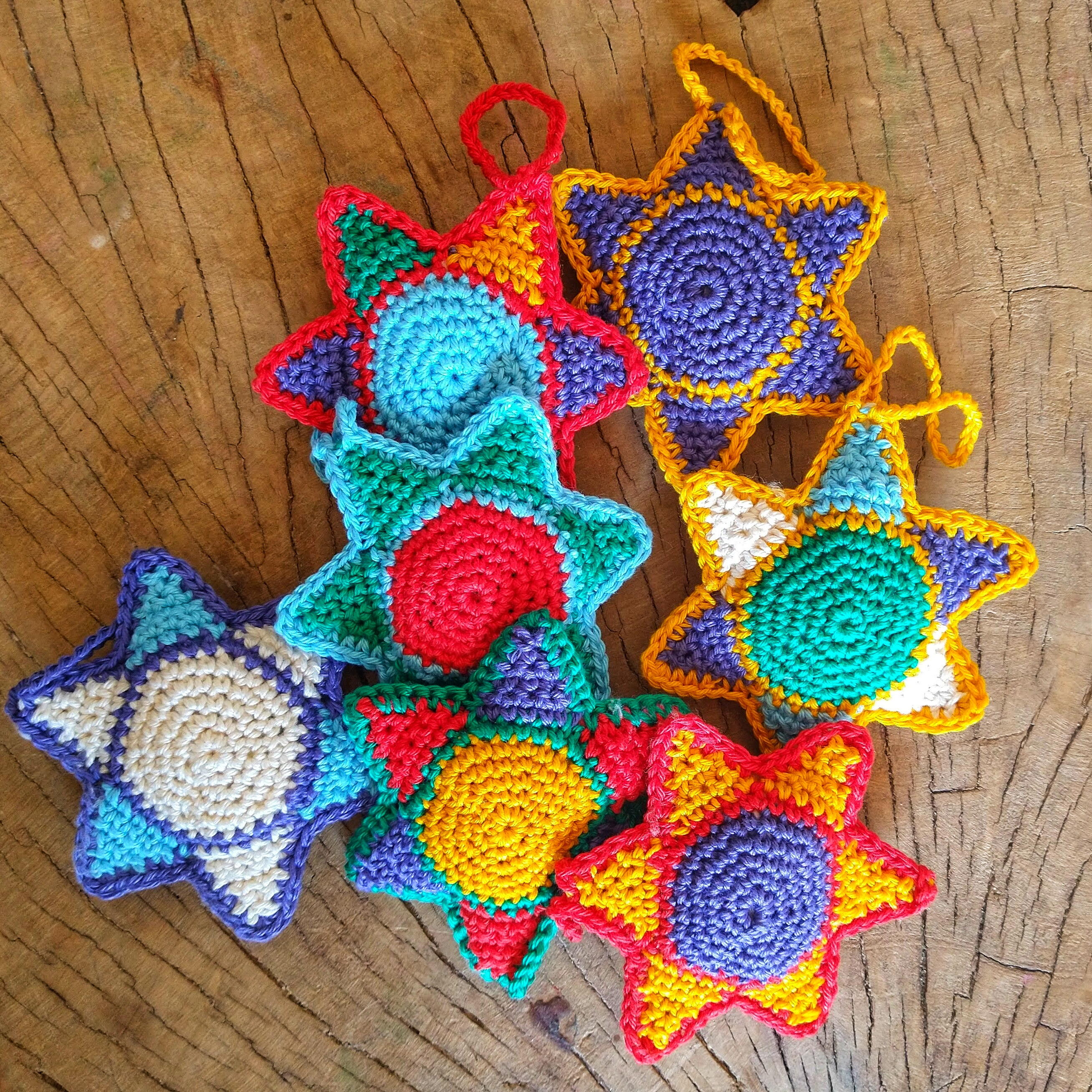 Christmas Tree Stars | AllFreeCrochet.com
