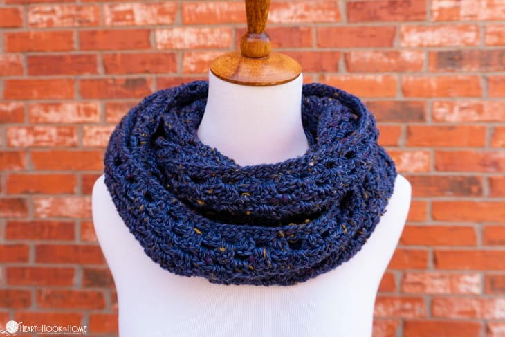 Betty's Infinity Scarf | AllFreeCrochet.com