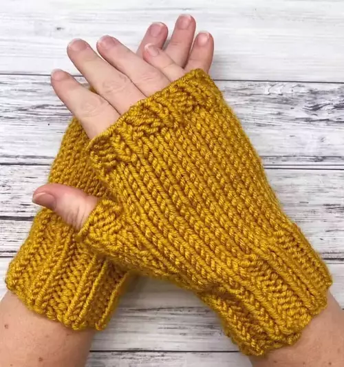 Easiest Knit Fingerless Gloves