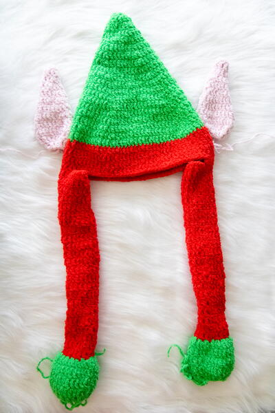 Pop-up Elf Hat With Moving Ears