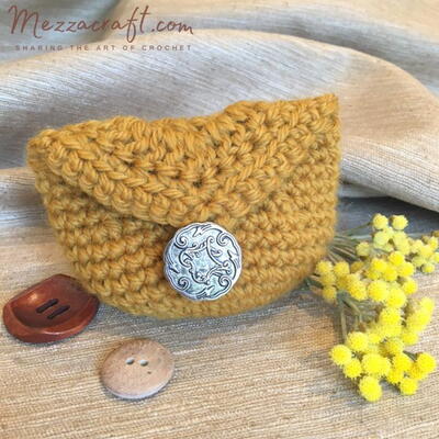 Coin Purse With Button
